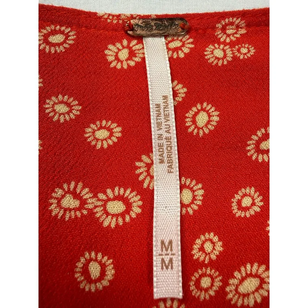 Free People Lady Bohemian Floral Button Front Top Red Size MEDIUM Cropped